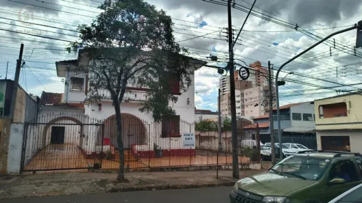 Imóvel Comercial com 5 Quartos à venda, 294m² no Centro, Londrina