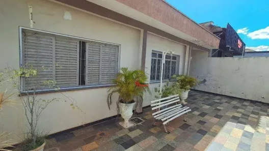 Casa com 3 Quartos à venda, 172m² no Centro, Santa Bárbara D'Oeste