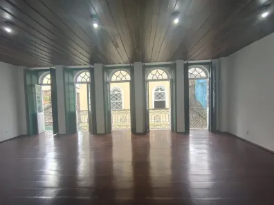 com 3 Quartos para venda ou aluguel, 400m² no Centro Histórico, Salvador