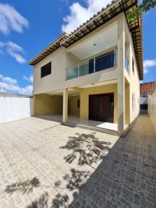 Apartamento com 4 Quartos para alugar, 260m² no Dois de Julho, Camaçari