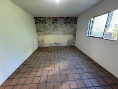 Apartamento com 2 Quartos para alugar, 65m² no Caxangá, Recife