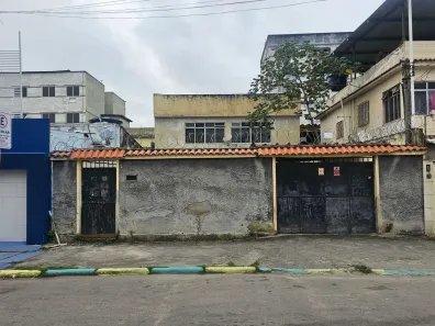 Casa com 3 Quartos à venda, 100m² no Centro, São João de Meriti