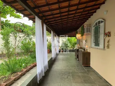 Casa com 4 Quartos à venda, 260m² no Balneário Bambuí (Ponta Negra), Maricá