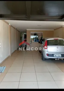 Sobrado com 4 Quartos à venda, 250m² no Jardim Patrícia, Uberlândia