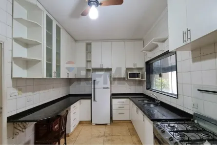 Casa com 4 Quartos para alugar, 382m² no Vila Guanabara, Três Lagoas
