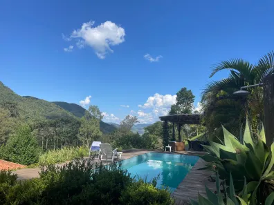 Fazenda/Sítio com 4 Quartos à venda, 40000m² no , Gonçalves