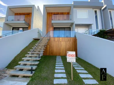 Sobrado com 3 Quartos à venda, 175m² no Ferraz, Garopaba