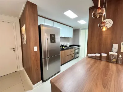 Apartamento com 3 Quartos à venda, 103m² no Pitangueiras, Guarujá