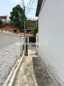 Casa com 1 Quarto à venda, 220m² no Floramar, Belo Horizonte