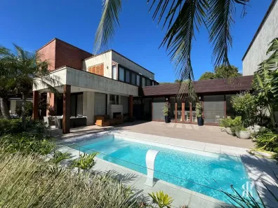 Casa de Condomínio com 4 Quartos à venda, 350m² no Courhasa, Imbé