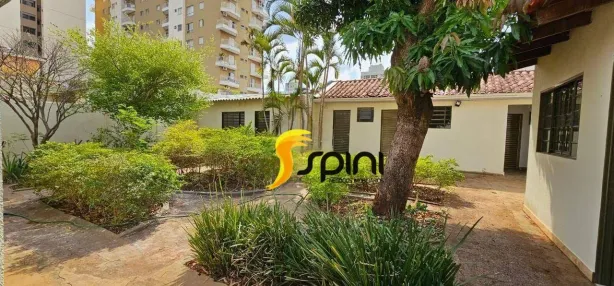 Imóvel Comercial com 3 Quartos para alugar, 350m² no Centro, Uberlândia