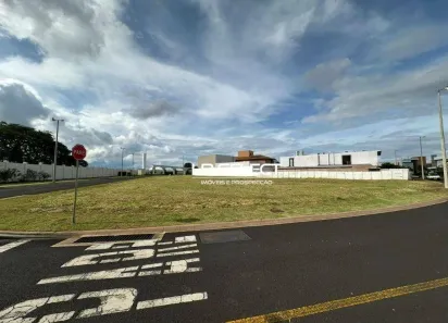 Lote/Terreno à venda, 810m² no Cidade Jardim, Uberlândia