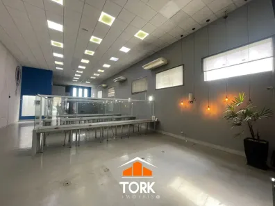 Sala Comercial para alugar, 448m² no Jardim Bongiovani, Presidente Prudente
