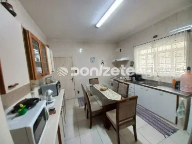 Sobrado com 3 Quartos à venda, 180m² no Vila Homero Thon, Santo André