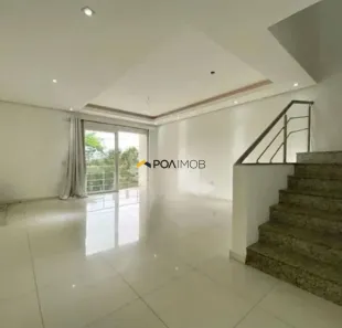 Casa com 3 Quartos para alugar, 180m² no Costa e Silva, Porto Alegre