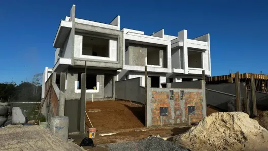Sobrado com 4 Quartos à venda, 177m² no Campeche, Florianópolis