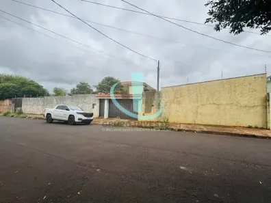 Sobrado com 5 Quartos à venda, 721m² no Vila Xavier (Vila Xavier), Araraquara