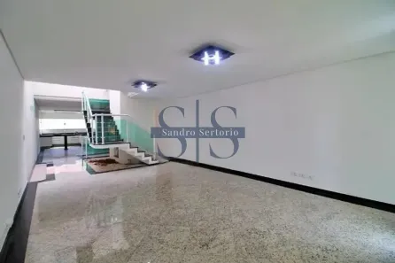 Sobrado com 3 Quartos para alugar, 261m² no Vila Gilda, Santo André