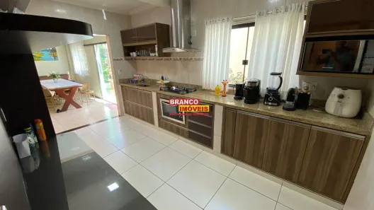 Casa com 3 Quartos à venda, 200m² no Samambaia Norte, Brasília