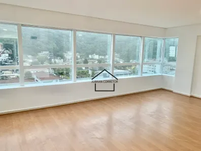 Sala Comercial para venda ou aluguel, 40m² no Pitangueiras, Guarujá