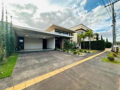 Casa de Condomínio com 3 Quartos à venda, 197m² no Jardins Lisboa, Goiânia