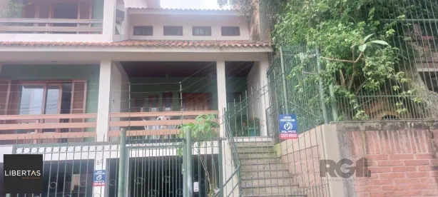 Casa com 3 Quartos à venda, 300m² no Medianeira, Porto Alegre