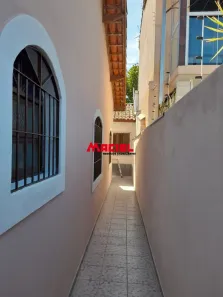 Casa com 4 Quartos à venda, 230m² no Jardim Jaraguá, Caraguatatuba