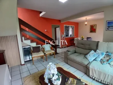 Casa com 3 Quartos para alugar, 230m² no Campeche, Florianópolis