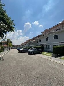 Casa de Condomínio com 3 Quartos à venda, 165m² no Demarchi, São Bernardo do Campo