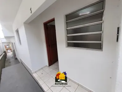Casa com 1 Quarto para alugar, 40m² no Vila Paranaguá, São Paulo