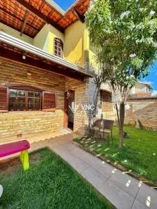 Casa com 4 Quartos à venda, 220m² no Ingá, Betim