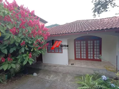 Casa com 4 Quartos à venda, 255m² no Monte Verde, Florianópolis