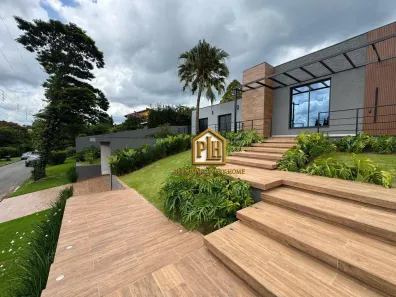 Casa de Condomínio com 3 Quartos para alugar, 382m² no Nova Gardênia, Atibaia