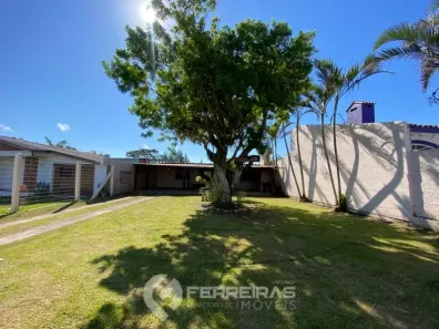 Casa com 2 Quartos para alugar, 150m² no Tramandaí, Tramandaí