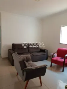 Casa com 3 Quartos à venda, 156m² no Segismundo Pereira, Uberlândia