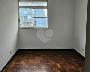 Sala Comercial à venda, 37m² no Centro Histórico, Porto Alegre