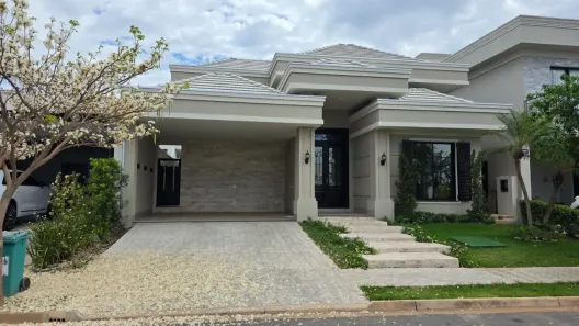 Casa com 3 Quartos à venda, 250m² no Condomínio Florais Itália, Cuiabá