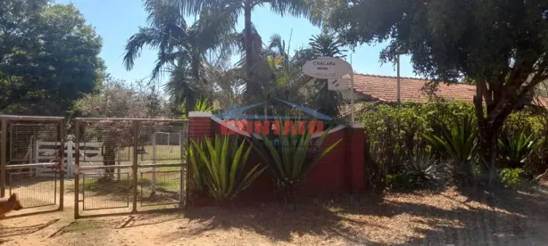 Fazenda/Sítio com 4 Quartos à venda, 700m² no Loteamento Aracê de Santo Antonio II, São Carlos