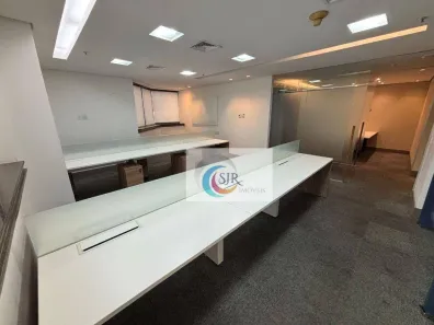 Sala Comercial para alugar, 200m² no Itaim Bibi, São Paulo