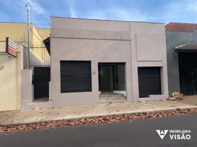 Ponto Comercial para alugar, 110m² no São Benedito, Uberaba
