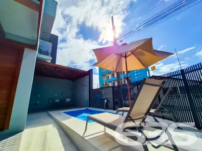 Sobrado com 3 Quartos à venda, 116m² no Praia da Enseada, São Francisco do Sul