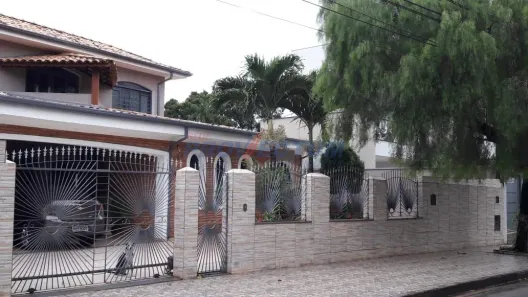 Casa com 3 Quartos à venda, 320m² no Cidade Universitária, Campinas