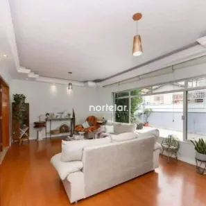 Sobrado com 4 Quartos à venda, 188m² no Vila Guedes, São Paulo