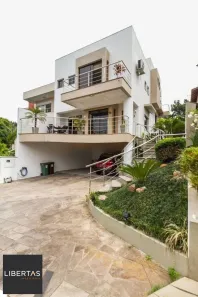 Casa de Condomínio com 3 Quartos à venda, 233m² no Hípica, Porto Alegre