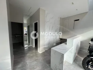 Ponto Comercial para alugar, 90m² no Vigilato Pereira, Uberlândia