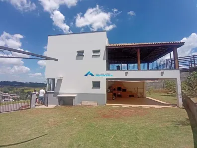 Casa com 3 Quartos à venda, 220m² no Loteamento Vale Azul I, Jundiaí