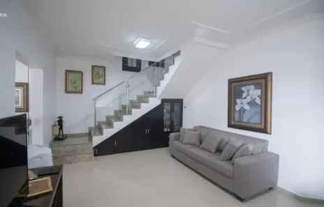 Casa com 3 Quartos à venda, 500m² no Chácara, Betim
