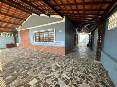 Casa com 4 Quartos à venda, 179m² no Caiçara, Praia Grande