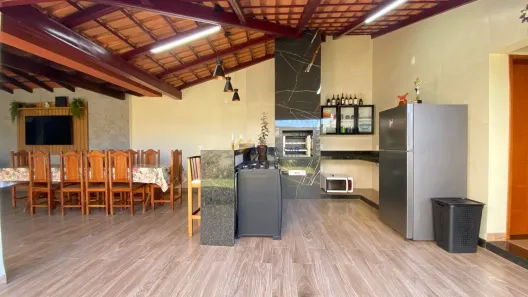 Casa com 3 Quartos à venda, 227m² no Amorim, Araguari
