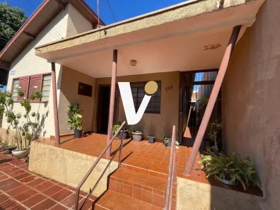 Casa com 3 Quartos à venda, 160m² no Vila Marcondes, Presidente Prudente